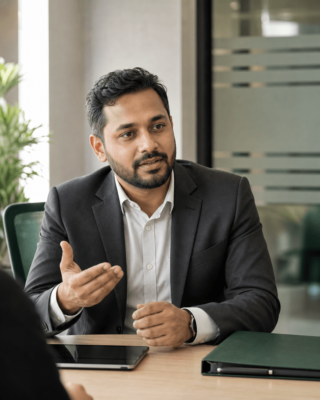 EasyTax adviser answering a client's tax and compliance questions